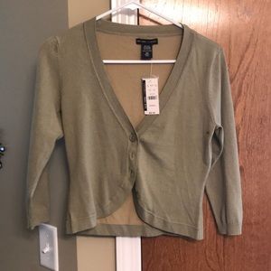 NWT Green New York & Company